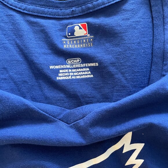 NWOT Genuine Merchandise Blue Graphic Tee - Picture 2 of 3